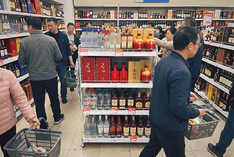 超市酒水区